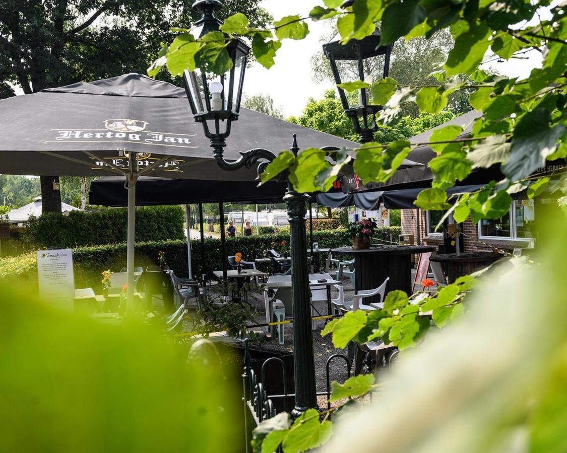 Recreatiepark De Lucht Hotel Renswoude Exterior foto